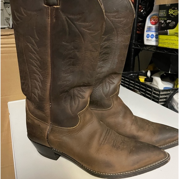 Frye Boots in good condition - Picture 2 of 3